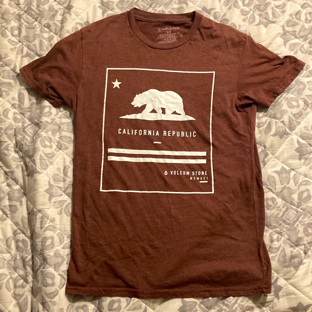 Size Small California Republic Volcom Shirt